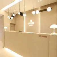 Hound Hotel Asan Terminal, hotel di Asan