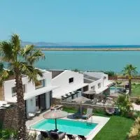 Flamingo View Suites & Villas, готель у місті Неа-Потідея