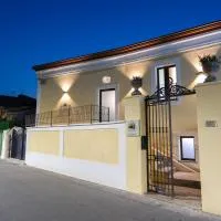 Villa De Santis, hotel v destinaci Praia a Mare