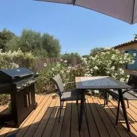 Studio 2p, climatisé, terrasse, parking - Les Olivades, hotel a Le Plan-de-la-Tour