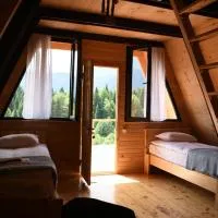Kirari Mount Camp, hotel di Zemo-Margi