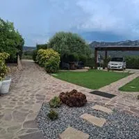 Casa Marta, hotel en Enas