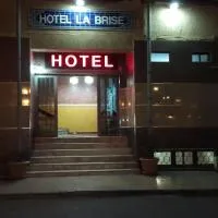 Hotel la brise, hotel v destinácii Aïn el Turk