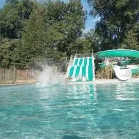 camping nature le Valenty Lot en vallée de la Dordogne toboggan géant piscine mini golf, hotell sihtkohas Soturac