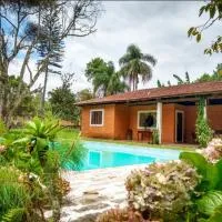Chácara com Piscina e Vista Sítio Elza, Embu-Guaçu SP Sítio Elza A Vista do Campo, hotel v destinaci Embu-Guaçu
