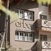 ARBOR Hotel & Apartments, hotel en Saalbach Hinterglemm