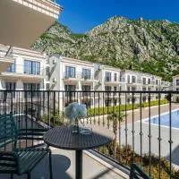 Risan Bay, hotel a Risan