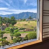 祥和之家 Serenity Home, хотел в Омачи