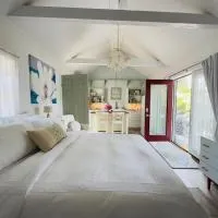 Recharge at Tranquil Sea Salt Cottage in Historic Wiscasset, hotel a Wiscasset