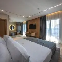 Noam Luxury Hotel, hótel í Sarandë