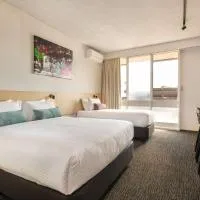 Nightcap at Waltzing Matilda Hotel, hotel in Springvale