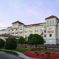Woolley's Classic Suites, מלון באורורה