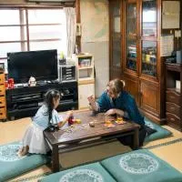 OSAKA GUEST HOUSE つながる旅の宿-en house-, отель в городе Mikkaichi
