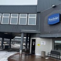 Travelodge by Wyndham Grande Prairie, hotell sihtkohas Grande Prairie lennujaama Grande Prairie lennujaam - YQU lähedal