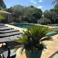 Au Sabluline chambres d'hôtes gîtes, hotel di Draguignan