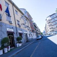 Hotel Adriano, hotell i Cenisia - San Paolo - Cit Turin i Torino