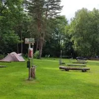!Nur Stellplatz! Wohnwagen- & Mobil und Zelt Stellplatz "121", an der Mecklenburger Seenplatte, hotel v destinaci Fürstenberg-Havel