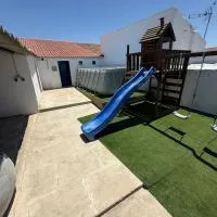 Santinho house 2, khách sạn ở Beja