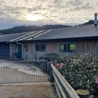 Goods Guest house, hotel en Waikino
