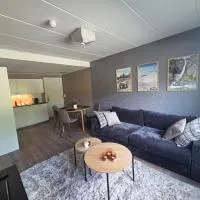 Oppdal Sentrum Apartment - vasking, sengetoy og haandklær er inkludert, ξενοδοχείο σε Oppdal