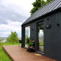 Mirage - Dreamy Seaside Design Cabin, hotel din Engure