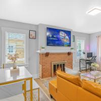 Elegant 5 bedrooms Home Near Millikin Univ, hotel poblíž Decatur - DEC, Decatur