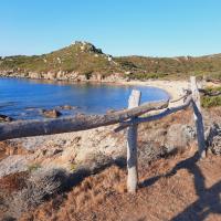 Porto Quadro vista Mare e vista Corsica, hotel en Santa Teresa Gallura