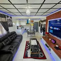 Sunrise Haven Holiday Apartments Barbados: Christ Church şehrinde bir otel