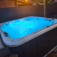 La sapinette avec jaccuzzi, hotel em La Bâthie