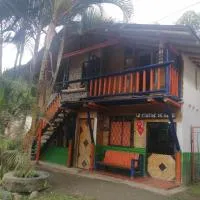 Hostal El Bambú, hotel di Inzá