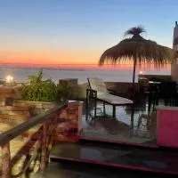 Master Suite in Bellavista Andalucia with Pool and Beach, hotell sihtkohas Al Matlīn