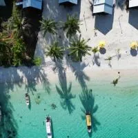 Andau Dive Resort Raja Ampat, hotel di Mios Besar