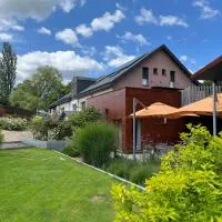 Hostellerie du Peiffeschof, The Originals Relais, hotel u gradu 'Arlon'