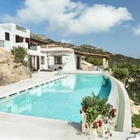 Villa Azzurra con vista mozzafiato โรงแรมในปอร์โตแชร์โว