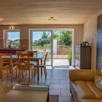 Gîte Centre Santé Bien-être Naturéconnaissance، فندق في Usclas-du-Bosc