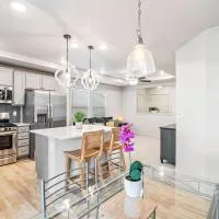 Heart of Nampa-Hot Tub-Fenced Yard-Full Kitchen, ξενοδοχείο σε Nampa