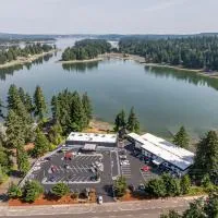 Oyster Bay Inn & Suites, ξενοδοχείο σε Bremerton