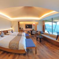Shanyin Xijiang Rustic Luxury Resort Hotel, hotel near Kaili Huangping Airport - KJH, Bailian