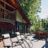 Villa Noël Kitakaruizawa Seiryu Sauna & Open Air Bath, hotel i Tsumagoi