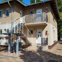 Si&oacute;fok में, होटल Ocean apartman