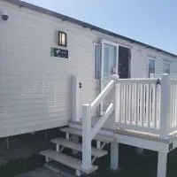 Big Boss Caravan-Camber Sands,Sleep 8, Free Wi-Fi, Netflix, Parking, hotel en Camber