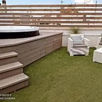 Il Panoramico - Terrazza e Jacuzzi, отель в городе Невьяно