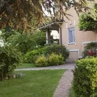 Il Giardino، فندق في Trenzano