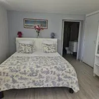 Chambre double avec salle de bain privative, hotel en Hendaya