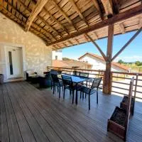 Nid paisible avec un coin terrasse, Hotel in Faramans