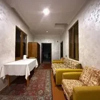Haer B&B, מלון בMeghri