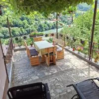 MALA KUCA, hotel en Foča