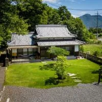 OMISIHMA SPACE Hanare – hotel w mieście Kamiura
