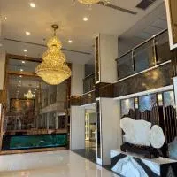 Viesnīca Golden Empire Suvarnabhumi Hotel pilsētā Bang Phli