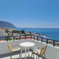 Hotel Agia Roumeli by the SEA: Agia Roumeli şehrinde bir otel